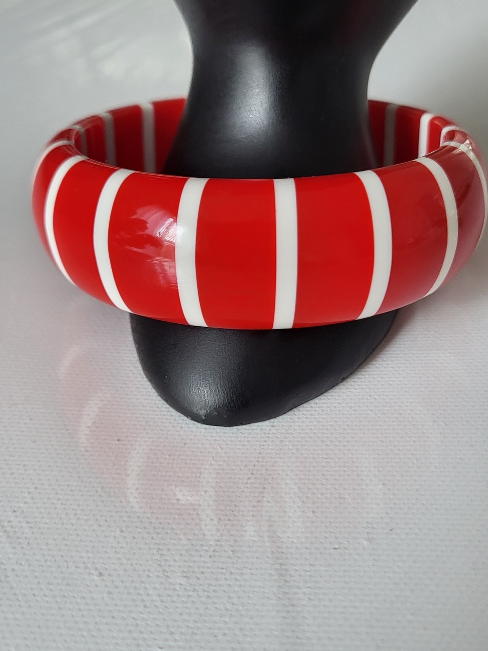 Vintage Red & White Lucite Bangle